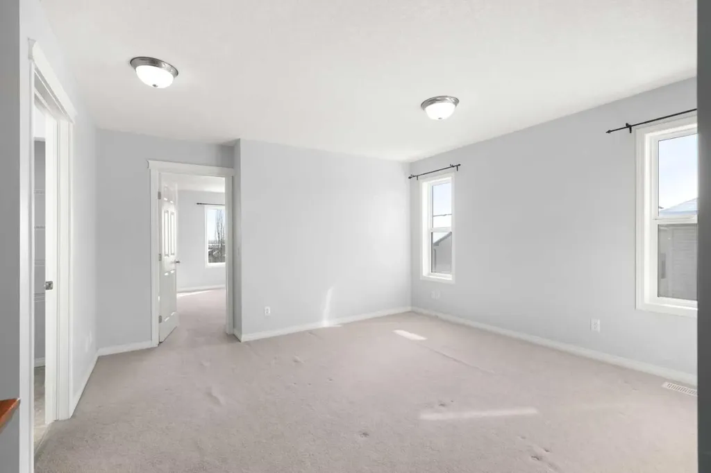 102 Kincora Glen Mews NW Calgary AB T3R 0B6