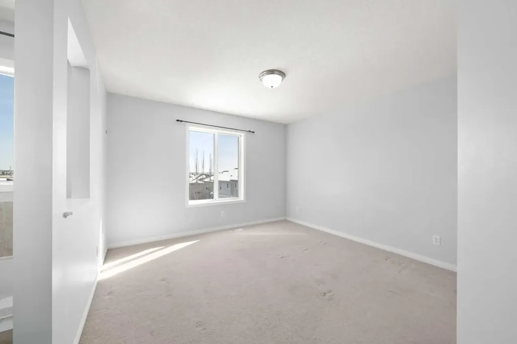 102 Kincora Glen Mews NW Calgary AB T3R 0B6