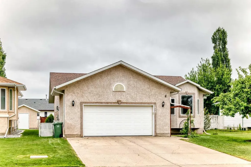 60 Avenue Ponoka AB T4J 1T7
