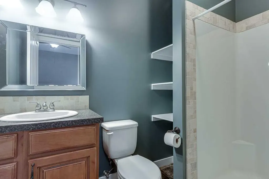 3801 50 Avenue Ponoka AB T4J 1C5