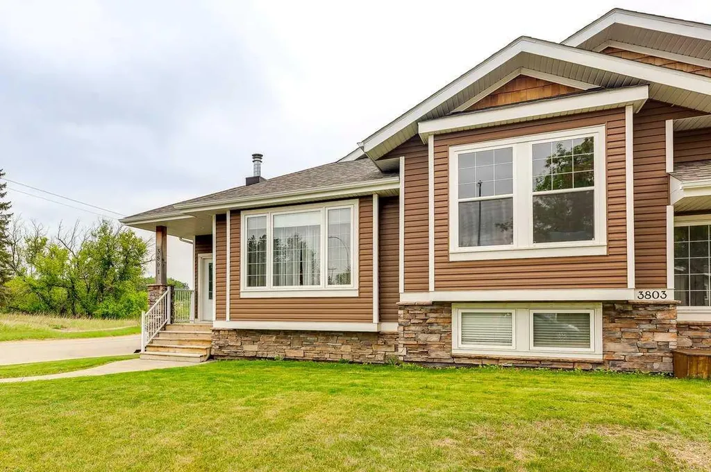 3801 50 Avenue Ponoka AB T4J 1C5