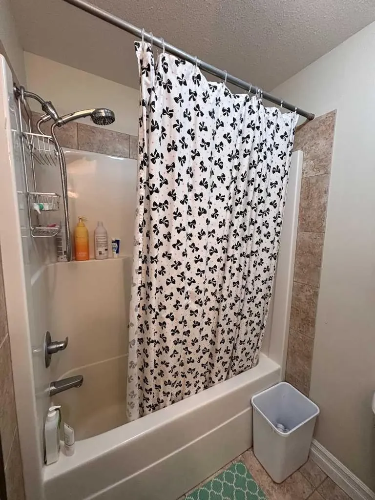 762 Heritage Boulevard W Lethbridge AB T1K0W1