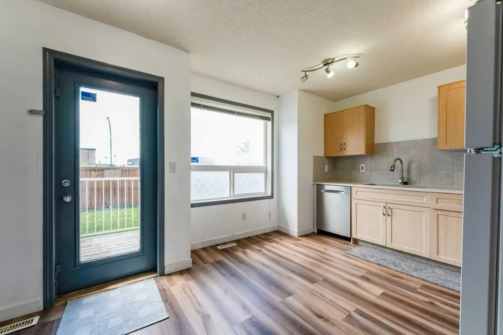 111 Tarawood Lane NE Calgary AB T3J 5C2