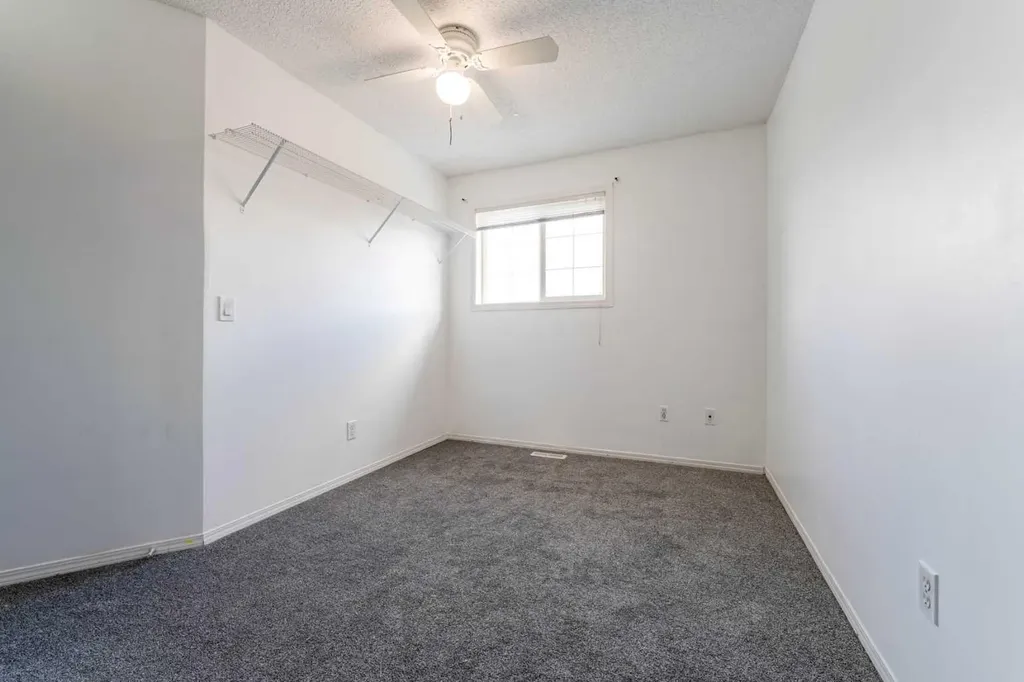 111 Tarawood Lane NE Calgary AB T3J 5C2