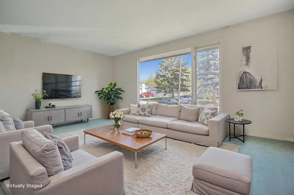 5417 Dalrymple Crescent NW Calgary AB T3A 1R2