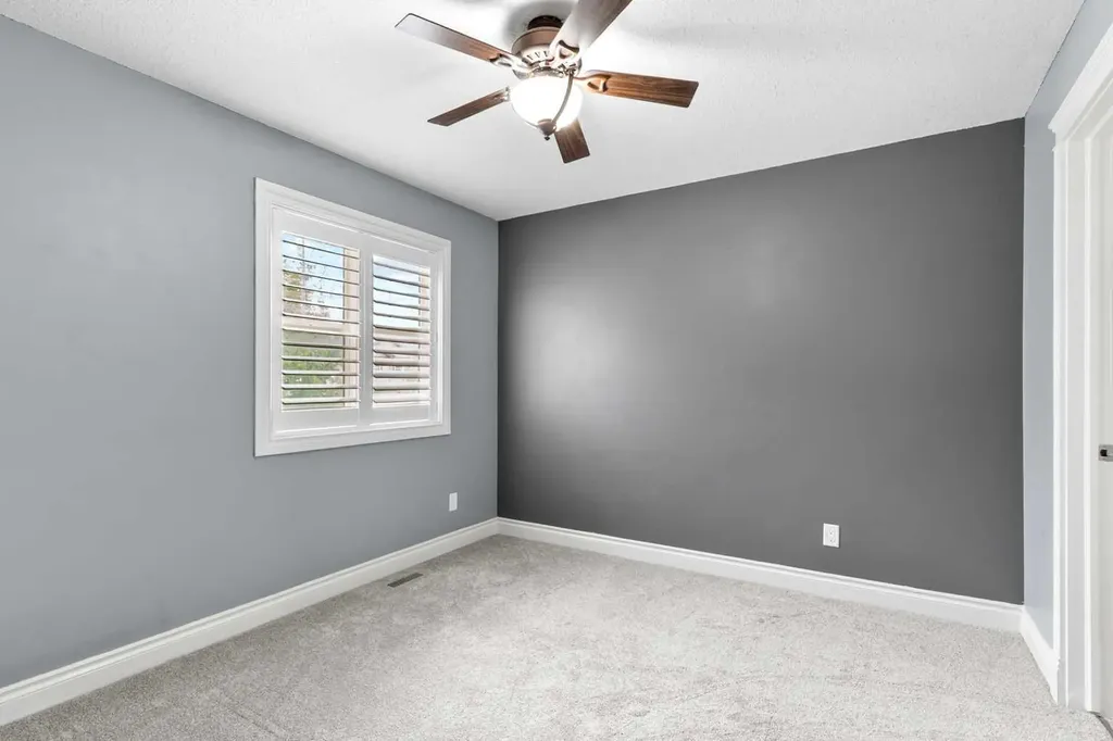 2016 Sagewood Point SW Airdrie AB T4B 3P1