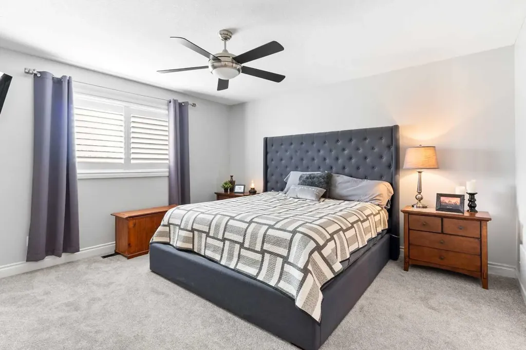 2016 Sagewood Point SW Airdrie AB T4B 3P1