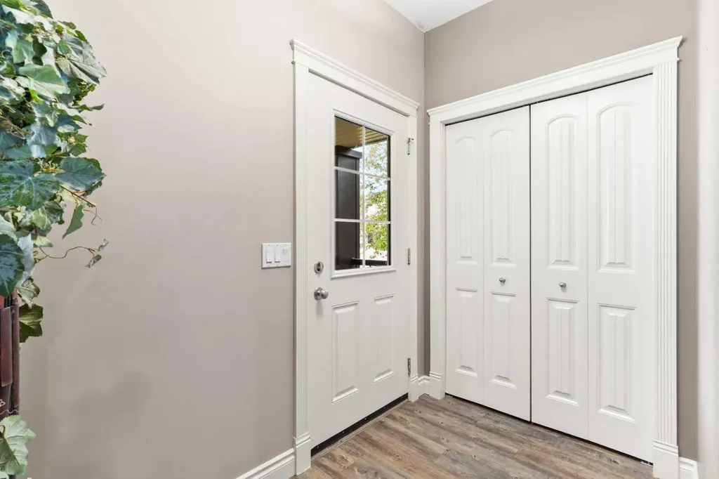 2016 Sagewood Point SW Airdrie AB T4B 3P1