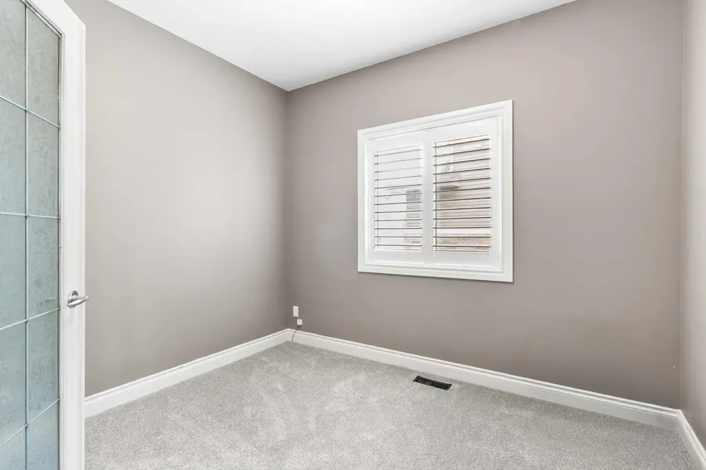 2016 Sagewood Point SW Airdrie AB T4B 3P1