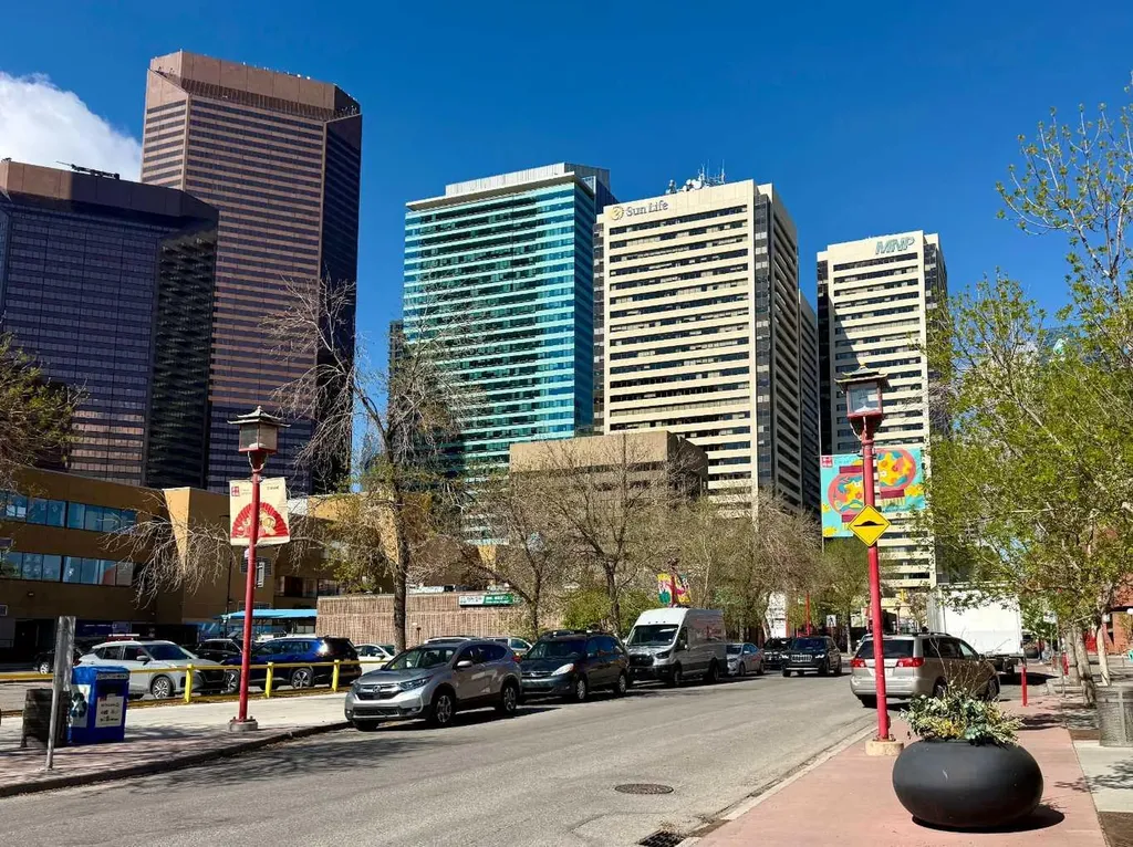 138 3 Avenue SE Calgary AB T2G 0B7