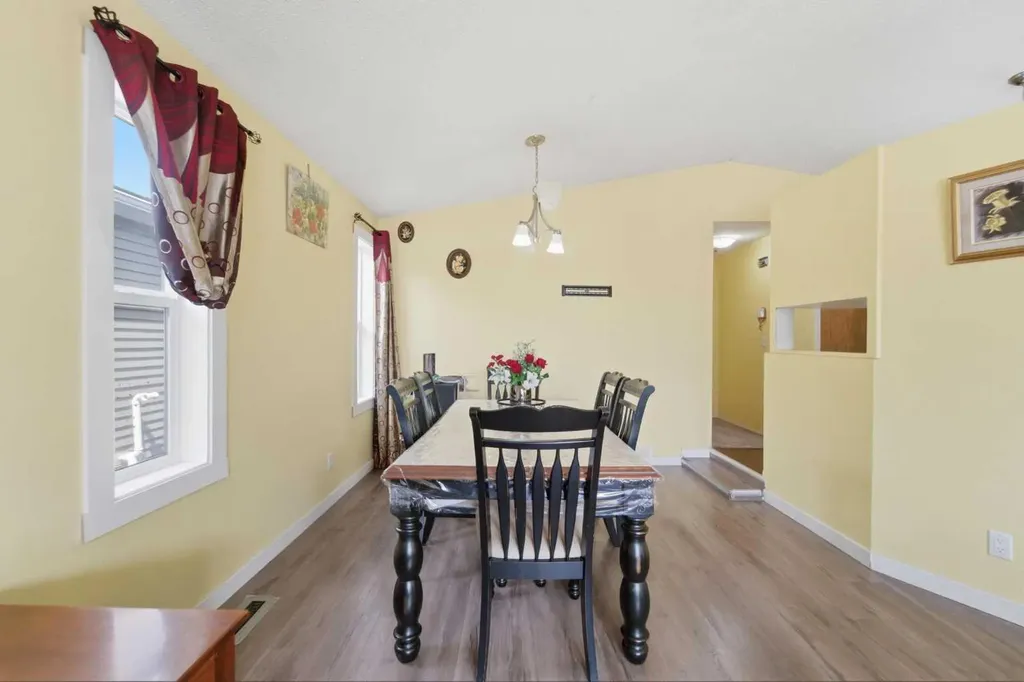 96 Falshire Close NE Calgary AB T3J3A7