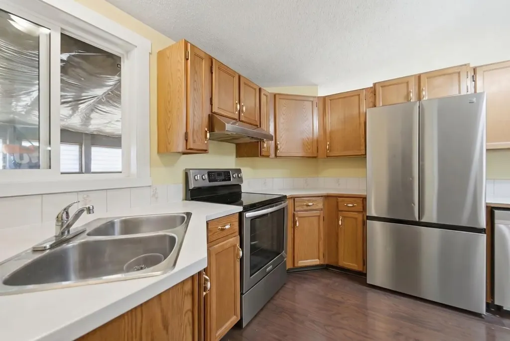 96 Falshire Close NE Calgary AB T3J3A7