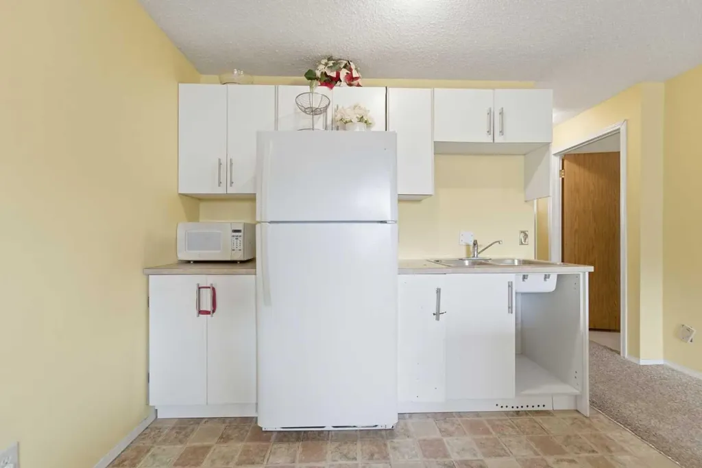 96 Falshire Close NE Calgary AB T3J3A7