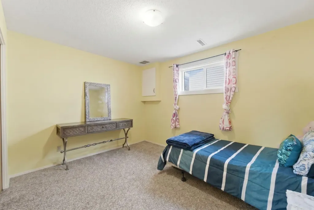 96 Falshire Close NE Calgary AB T3J3A7