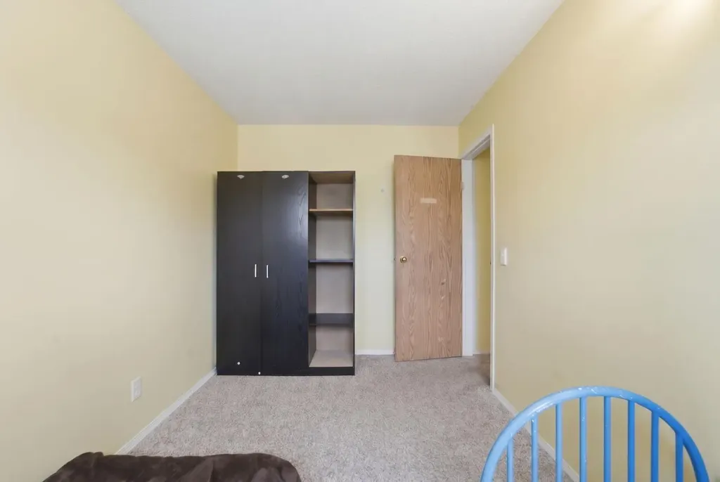 96 Falshire Close NE Calgary AB T3J3A7