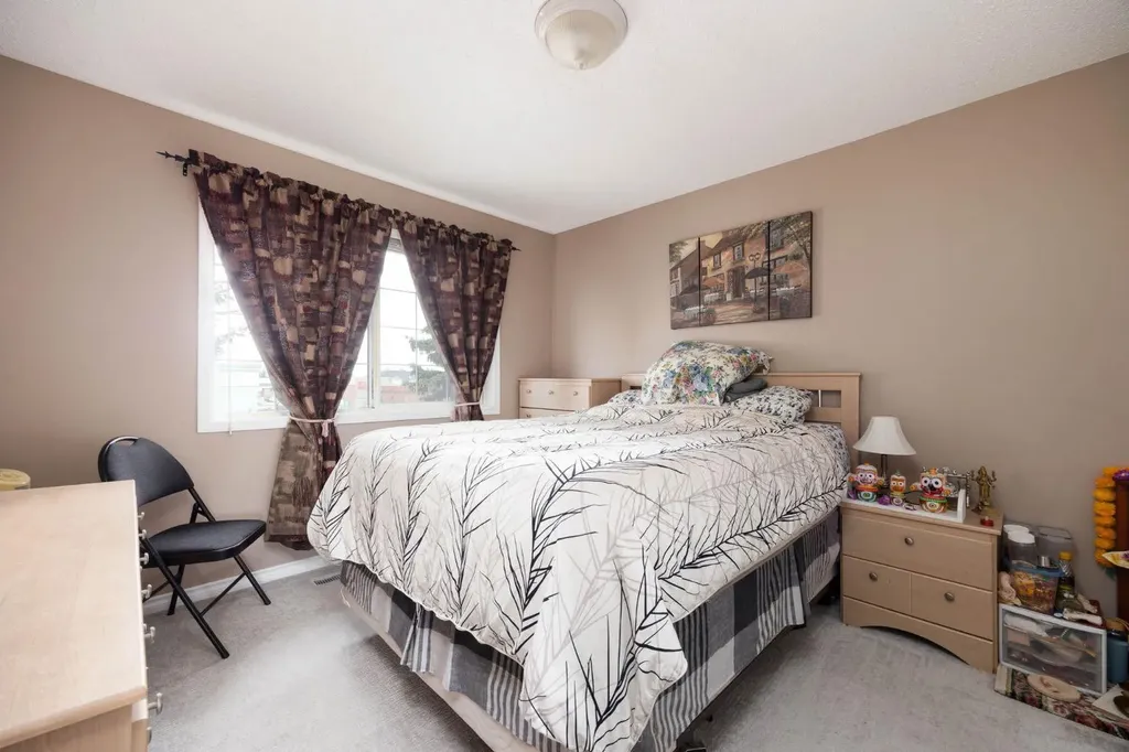 240 Sitka Drive Fort Mcmurray AB T9H 5C9