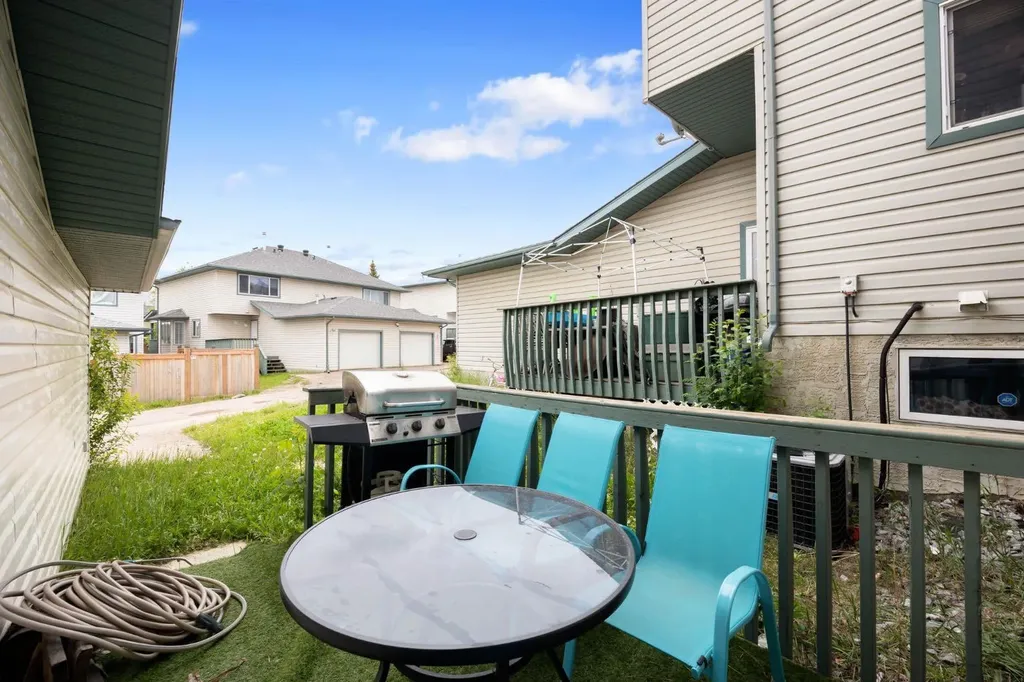 240 Sitka Drive Fort Mcmurray AB T9H 5C9