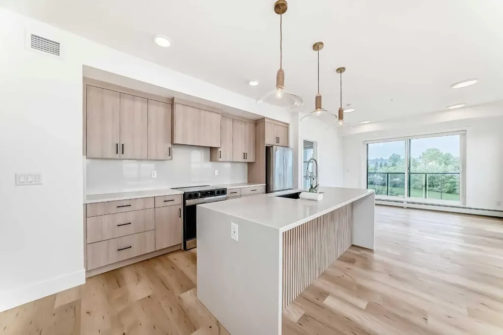 4270 Norford Avenue NW Calgary AB T3B 6A8