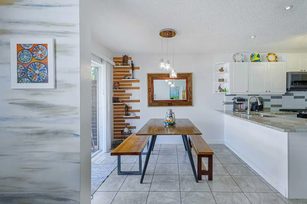63 Coventry View NE Calgary AB T3K 5H4
