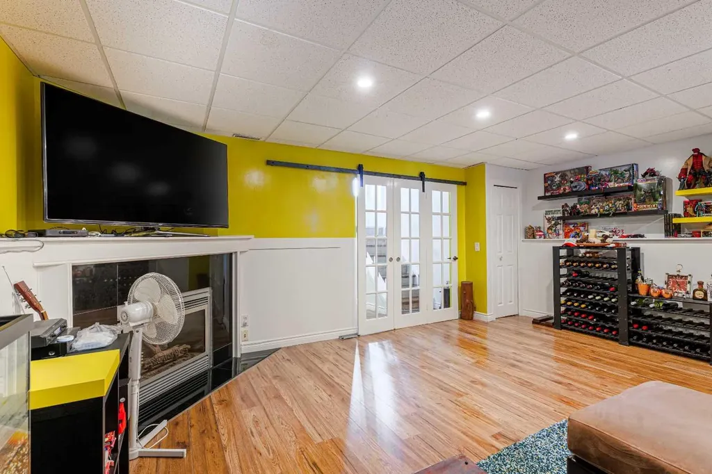 63 Coventry View NE Calgary AB T3K 5H4