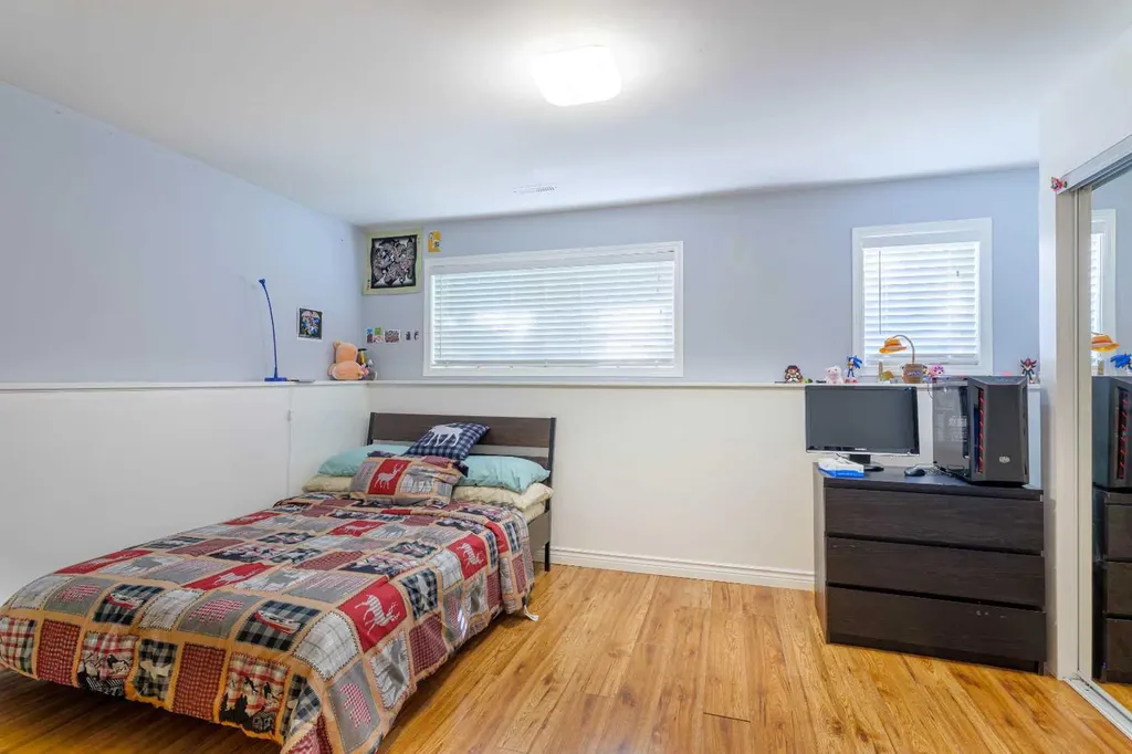63 Coventry View NE Calgary AB T3K 5H4