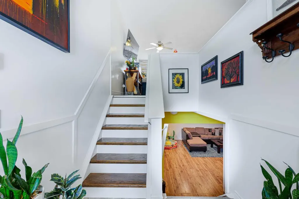 63 Coventry View NE Calgary AB T3K 5H4