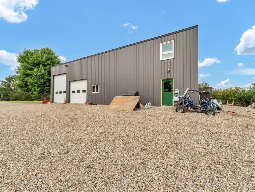 12029 Range Road 74 Rural Cypress County AB T0K1Z0