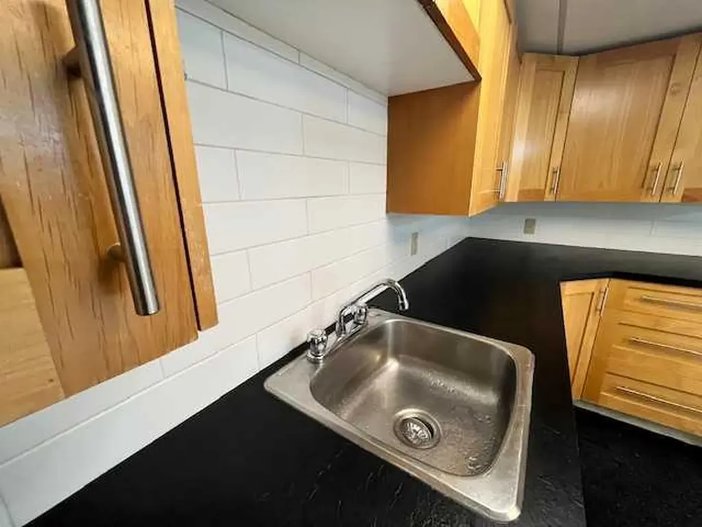62 Carleton Road W Lethbridge AB T1K 3X5