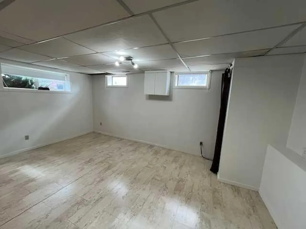 62 Carleton Road W Lethbridge AB T1K 3X5