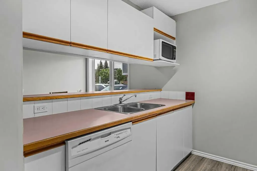 1206 Bow Valley Trail Canmore AB T1W1N6