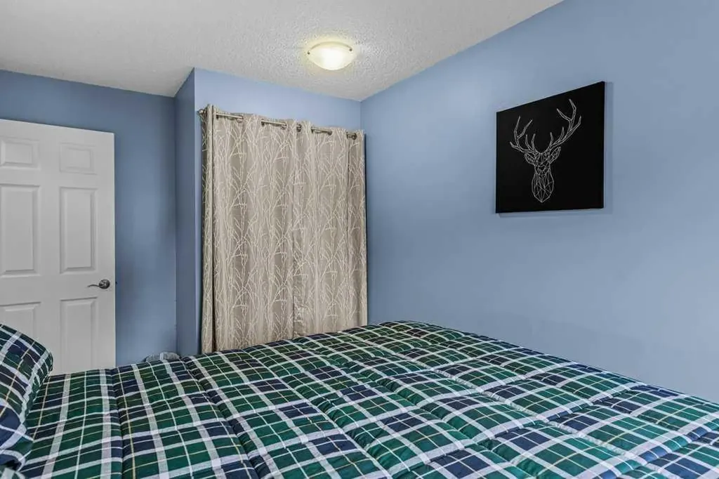 1206 Bow Valley Trail Canmore AB T1W1N6