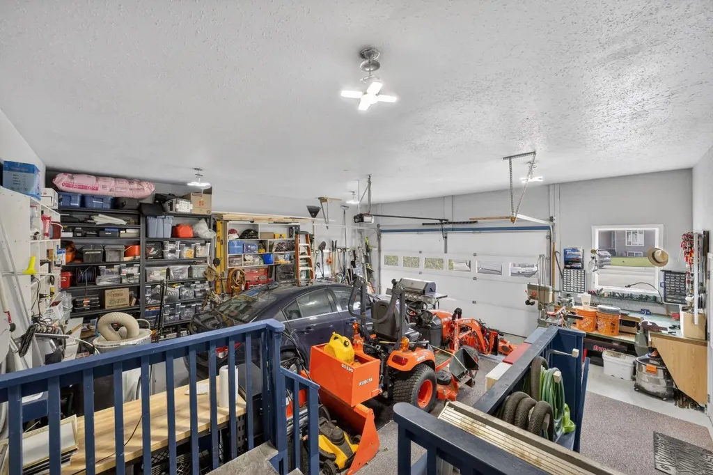 35 Vantage Crescent Olds AB T4H 0B5