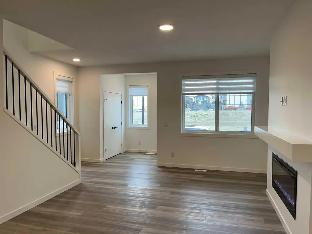 49 Legacy Point Terrace SE Calgary AB T2X 6R9