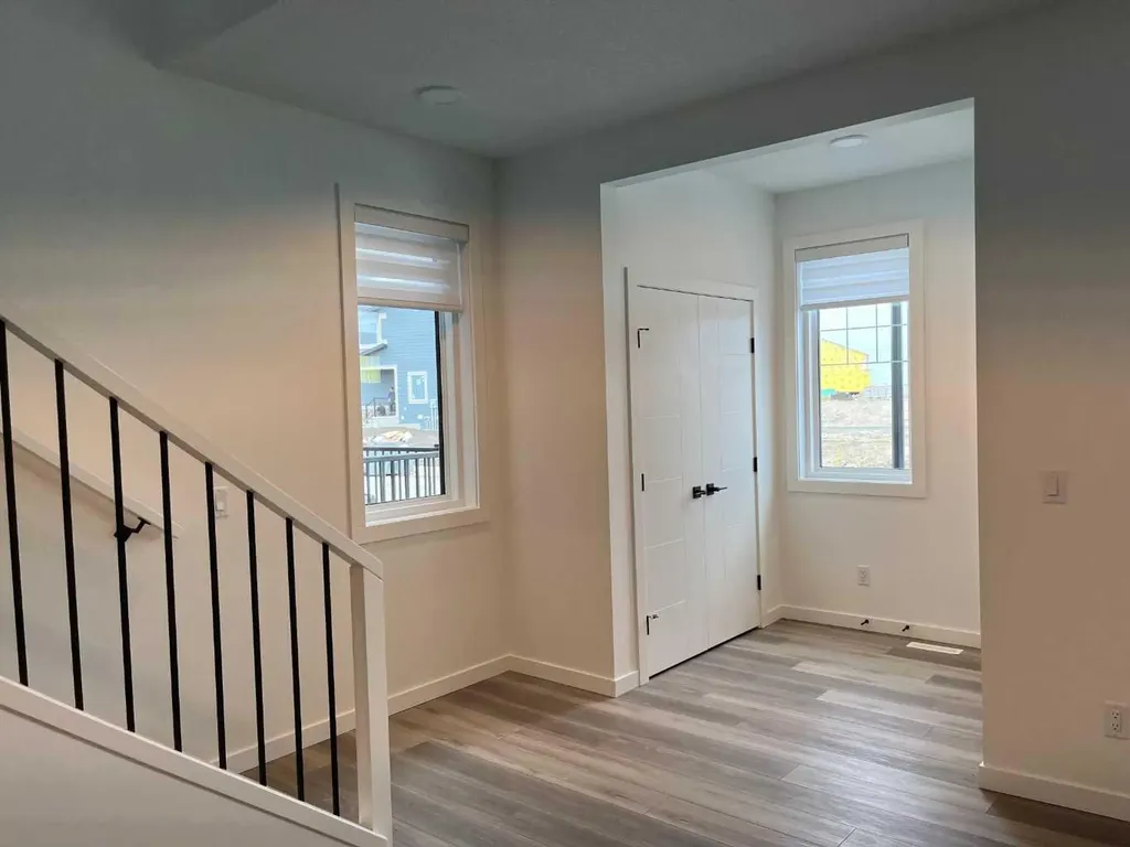 49 Legacy Point Terrace SE Calgary AB T2X 6R9