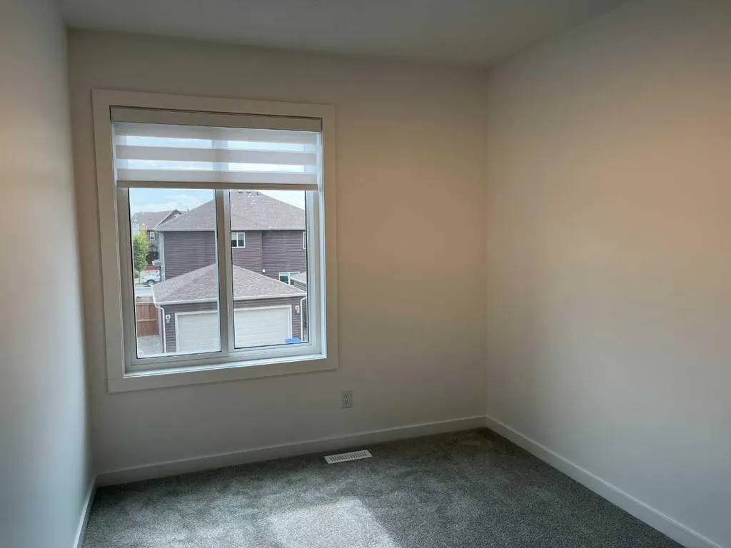 49 Legacy Point Terrace SE Calgary AB T2X 6R9