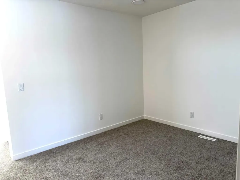 49 Legacy Point Terrace SE Calgary AB T2X 6R9