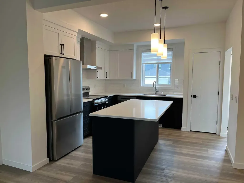 49 Legacy Point Terrace SE Calgary AB T2X 6R9