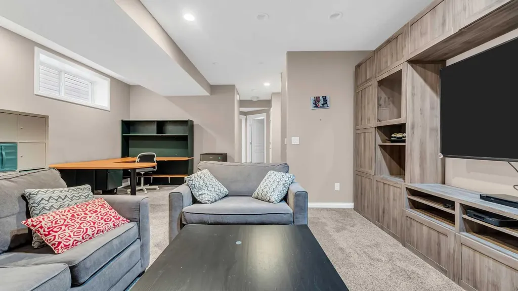 187 Cranford Close SE Calgary AB T3M 1N3