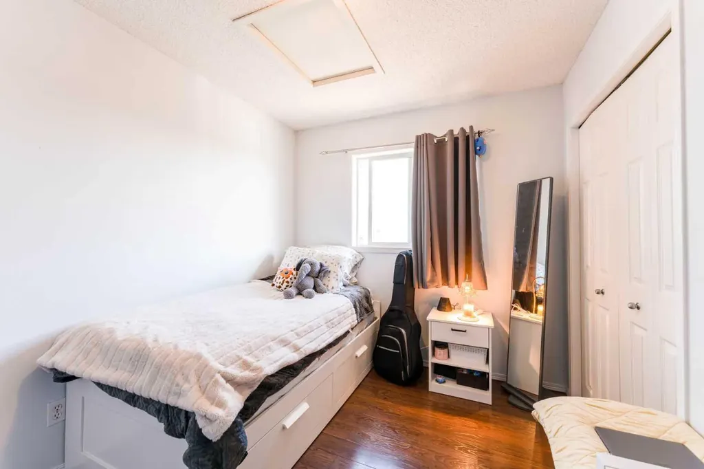 134 Tarawood Lane NE Calgary AB T3J 5A7