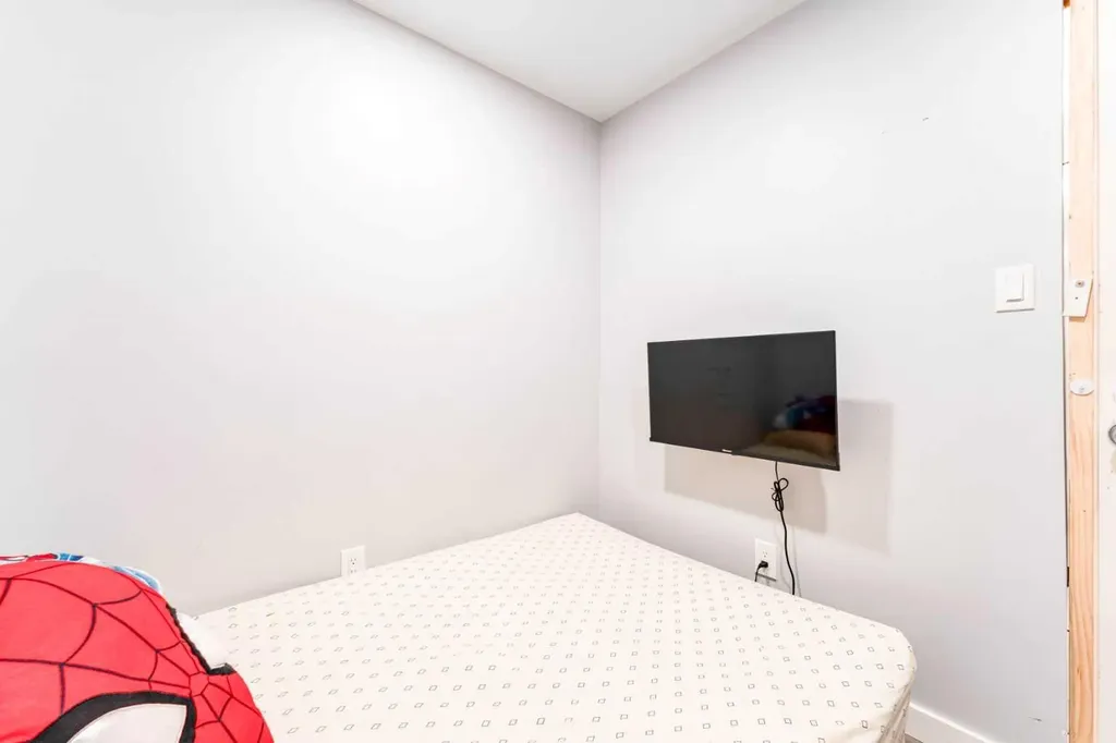 134 Tarawood Lane NE Calgary AB T3J 5A7