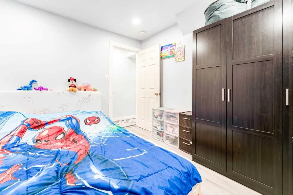 134 Tarawood Lane NE Calgary AB T3J 5A7