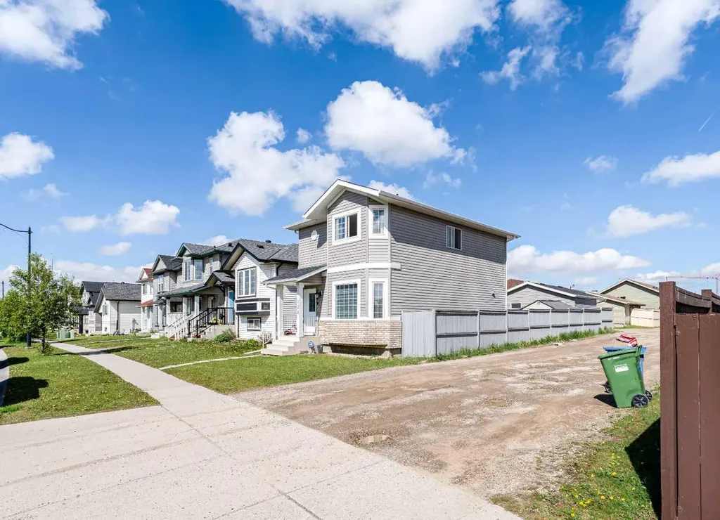 134 Tarawood Lane NE Calgary AB T3J 5A7