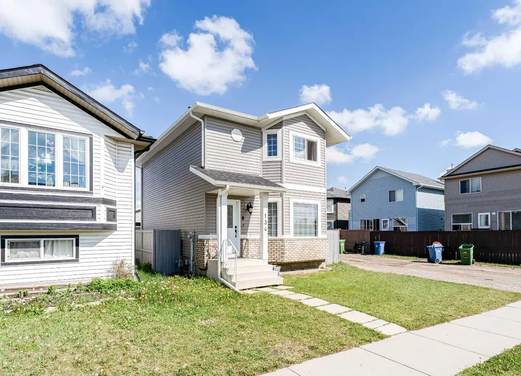 134 Tarawood Lane NE Calgary AB T3J 5A7