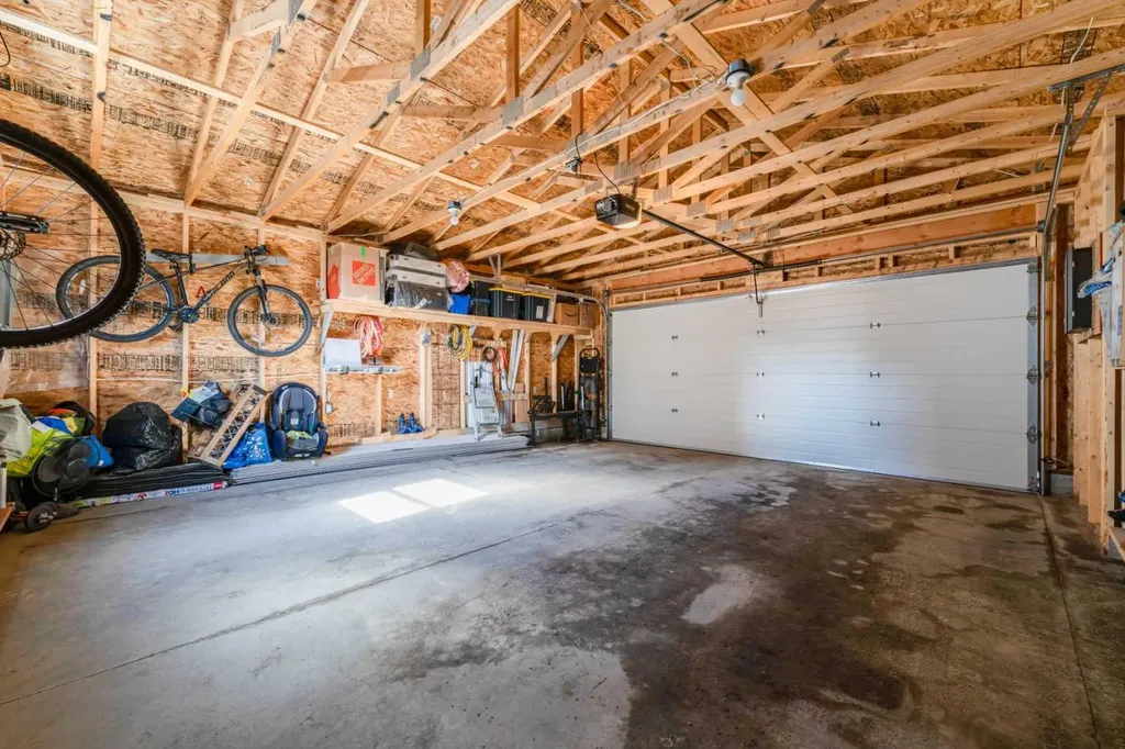 134 Tarawood Lane NE Calgary AB T3J 5A7