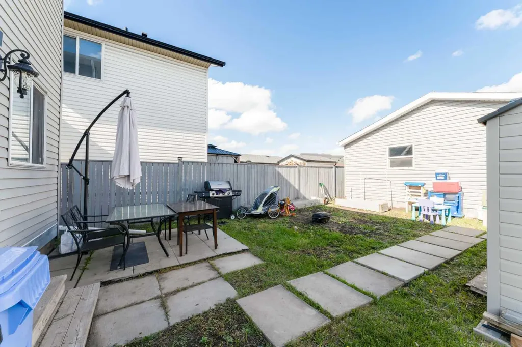 134 Tarawood Lane NE Calgary AB T3J 5A7