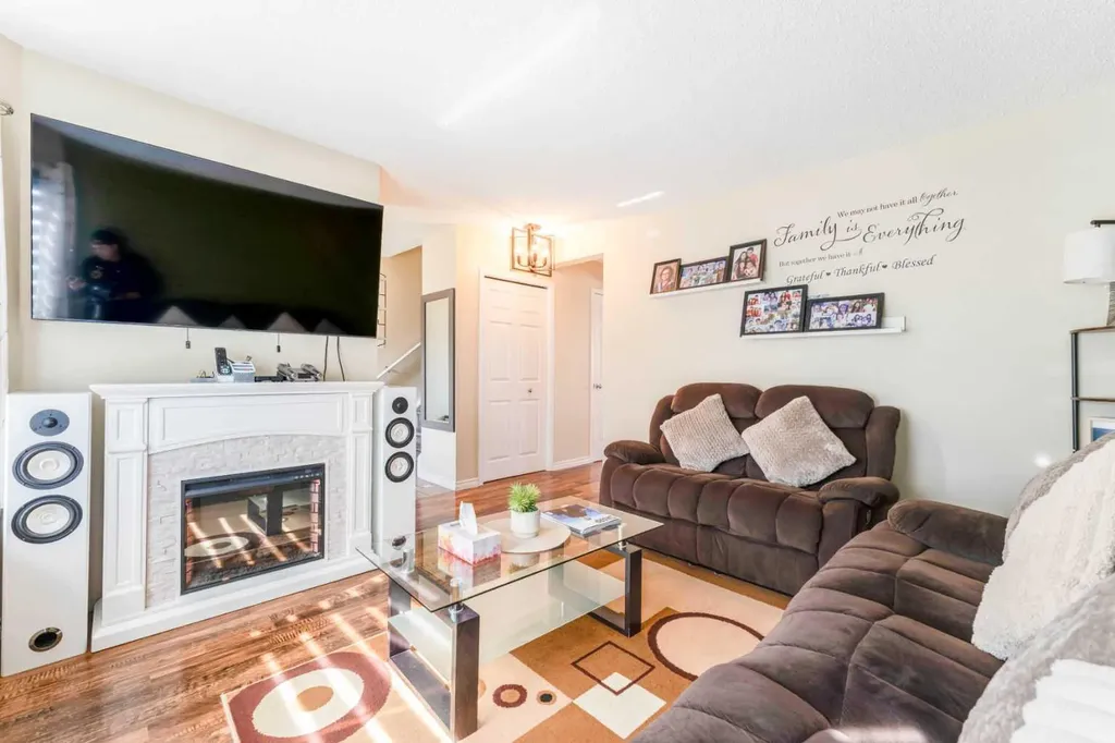 134 Tarawood Lane NE Calgary AB T3J 5A7
