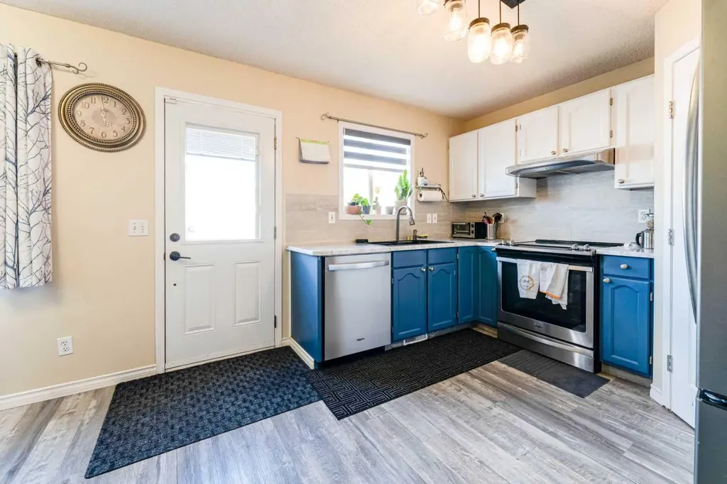 134 Tarawood Lane NE Calgary AB T3J 5A7