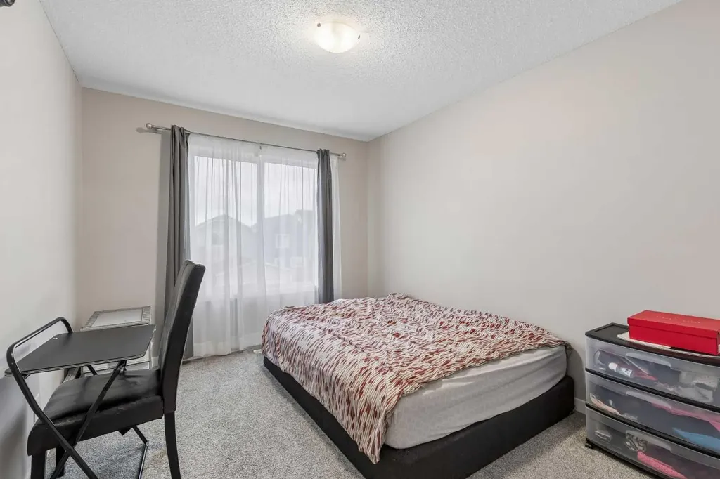 291 Magnolia Square SE Calgary AB T3M 2W6