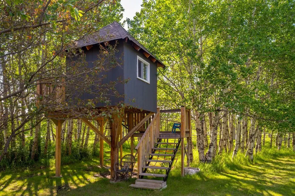 80021 210 Avenue W Rural Foothills County AB T1S 2X9