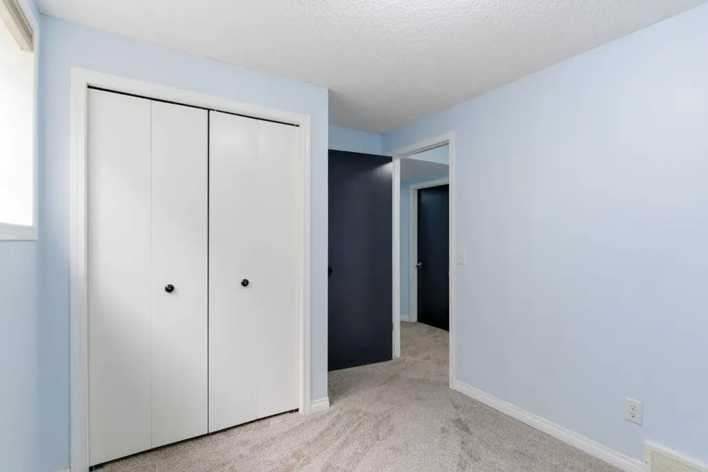 203 Auburn Bay Heights SE Calgary AB T3M 0A8